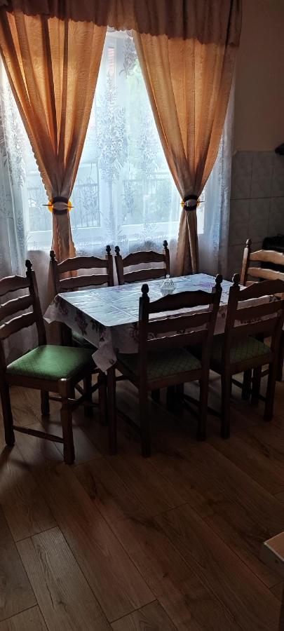Hotel Casa Rebeca Orszowa Zewnętrze zdjęcie