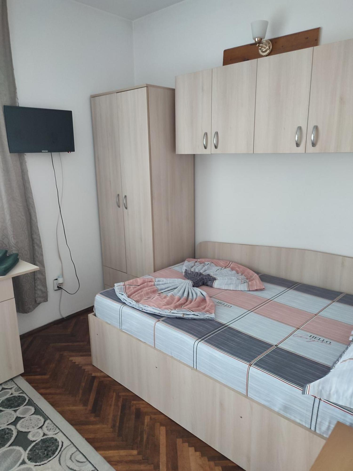 Hotel Casa Rebeca Orszowa Zewnętrze zdjęcie